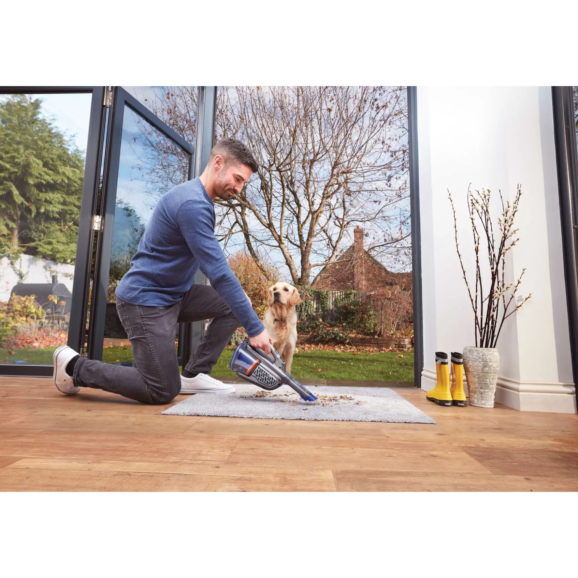 dustbuster® furbuster™ AdvanceClean+ Pet Portable Handheld Vacuum