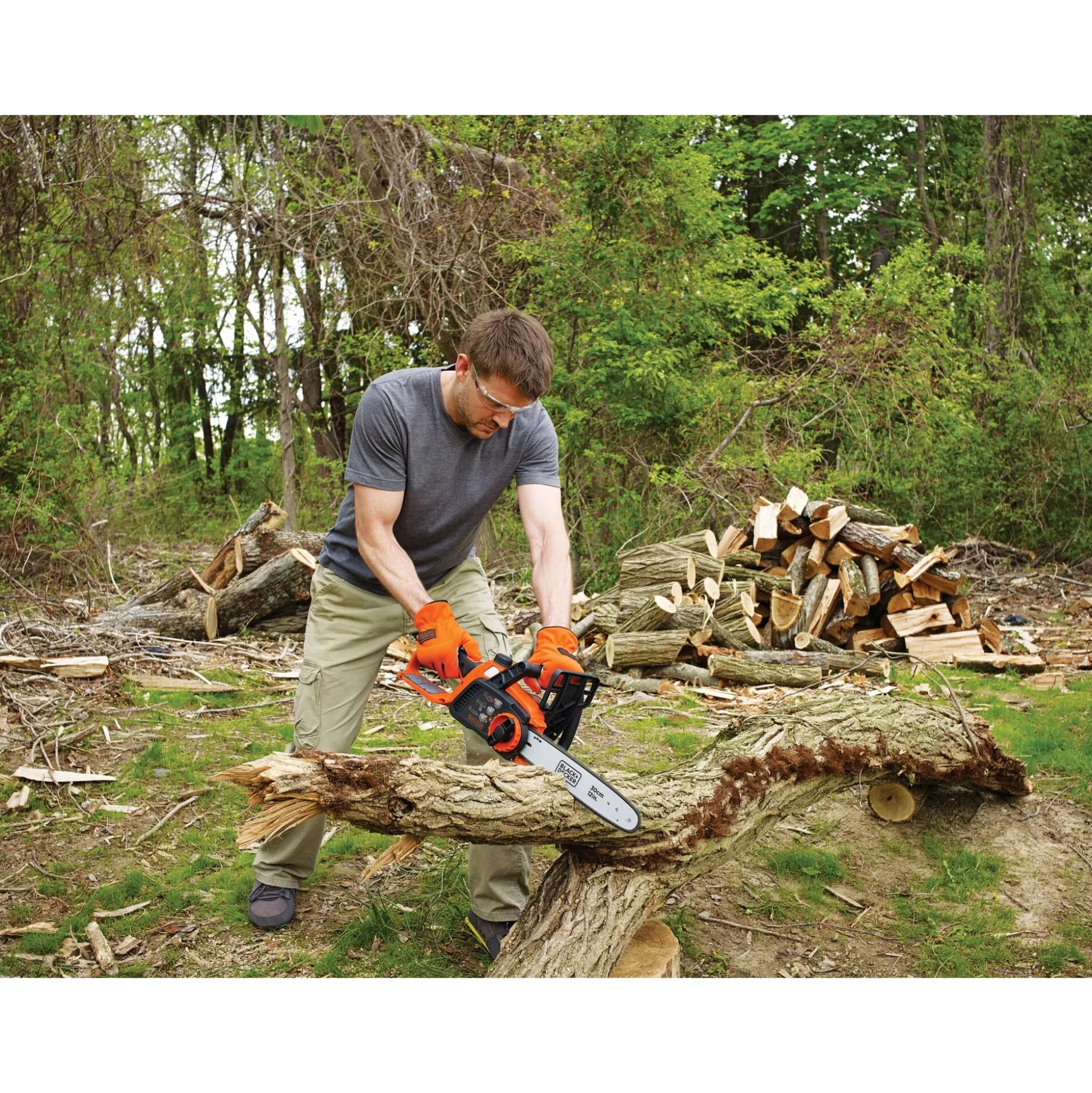 40V MAX* Cordless 12 Inch Chainsaw, Battery and Charger Included