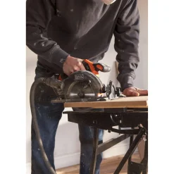 20V MAX* POWERCONNECT™ Cordless Brushless 6-1/2-in. Circular Saw (Battery & Charger Not Included)