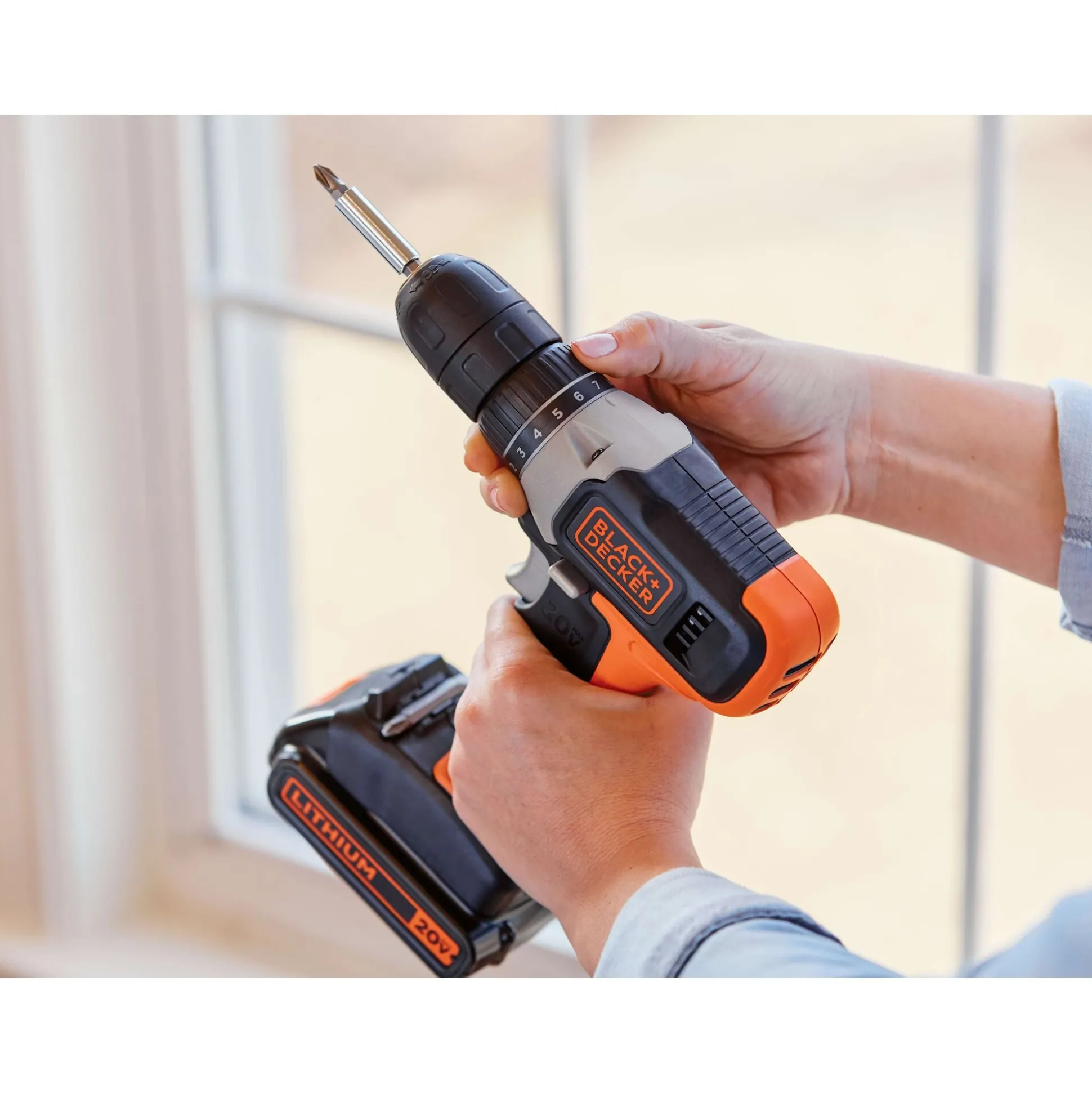 20V MAX* POWERCONNECT™ Cordless Drill/Driver, Battery and Charger Included