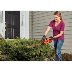 20V MAX* POWERCONNECT™ Cordless 18 Inch Hedge Trimmer Kit, Battery and Charger Included